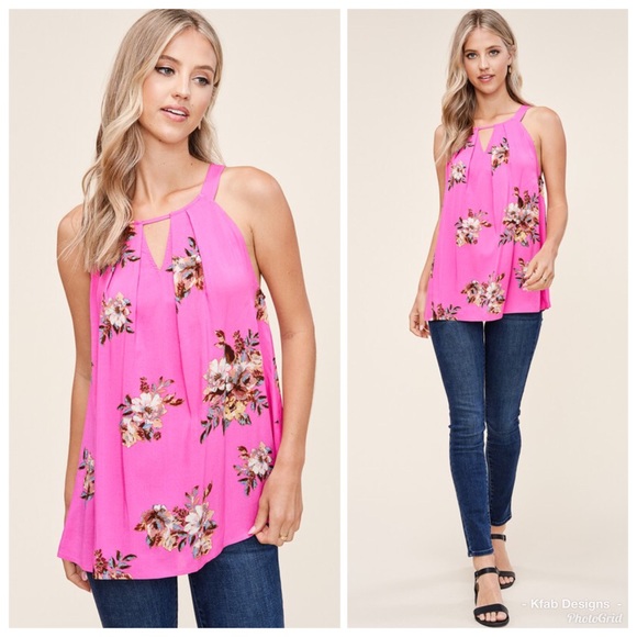 🥰LAST Pink Floral Pleated Keyhole Button Back Top - Picture 7 of 8
